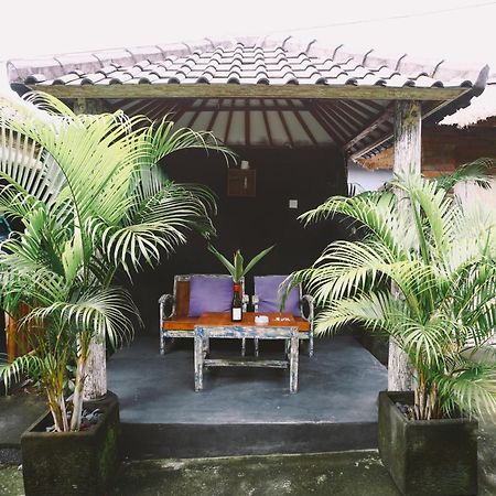 Swan House Canggu Hotel ภายนอก รูปภาพ