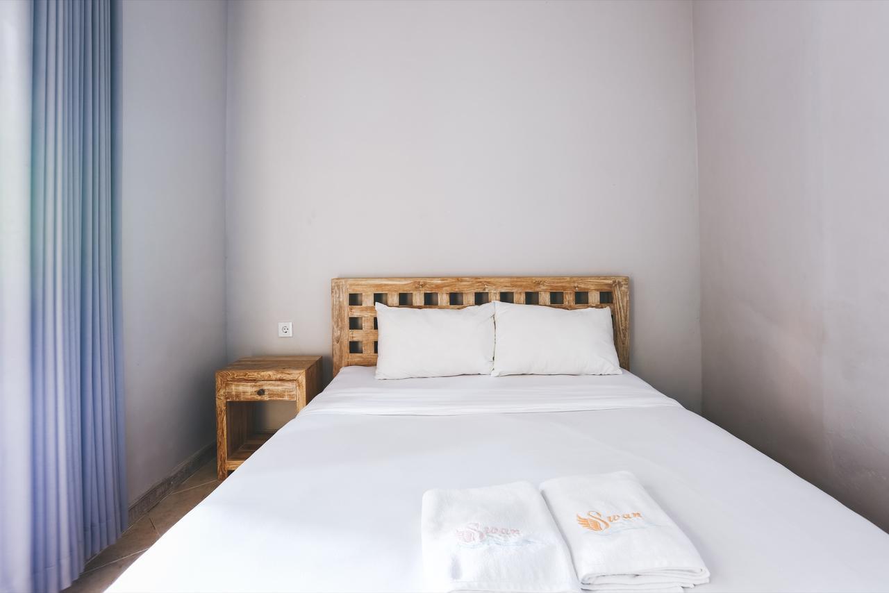 Swan House Canggu Hotel ภายนอก รูปภาพ