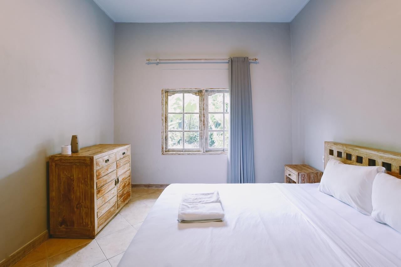 Swan House Canggu Hotel ภายนอก รูปภาพ