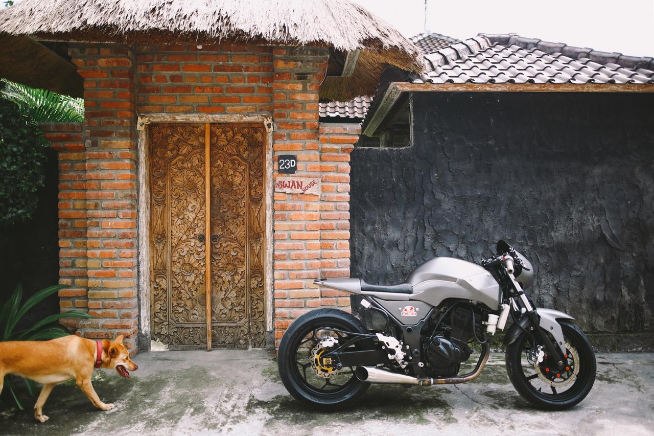 Swan House Canggu Hotel ภายนอก รูปภาพ