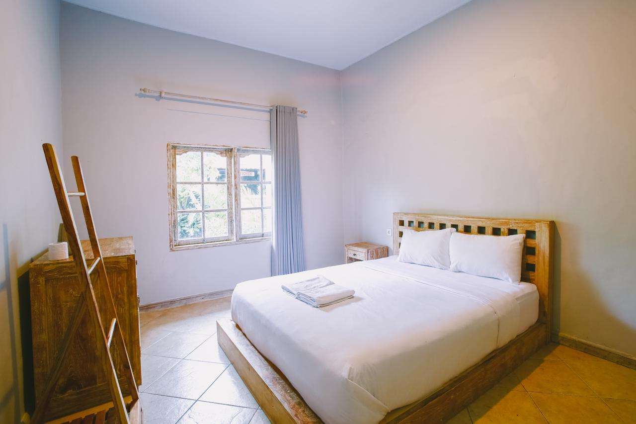 Swan House Canggu Hotel ภายนอก รูปภาพ