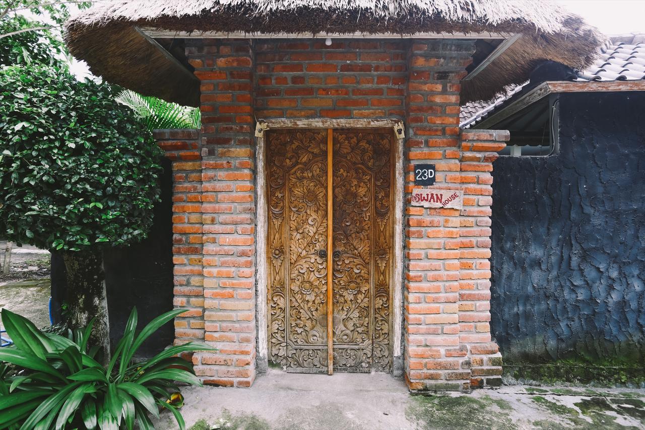 Swan House Canggu Hotel ภายนอก รูปภาพ