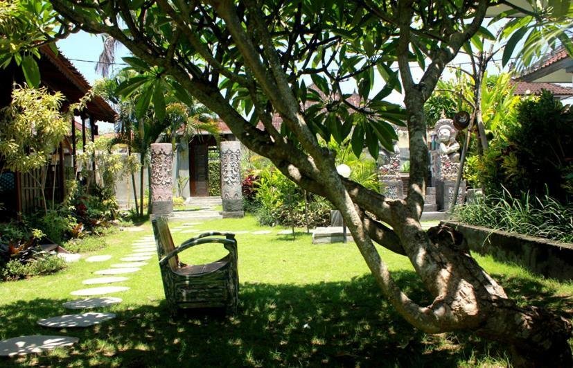 Swan House Canggu Hotel ภายนอก รูปภาพ